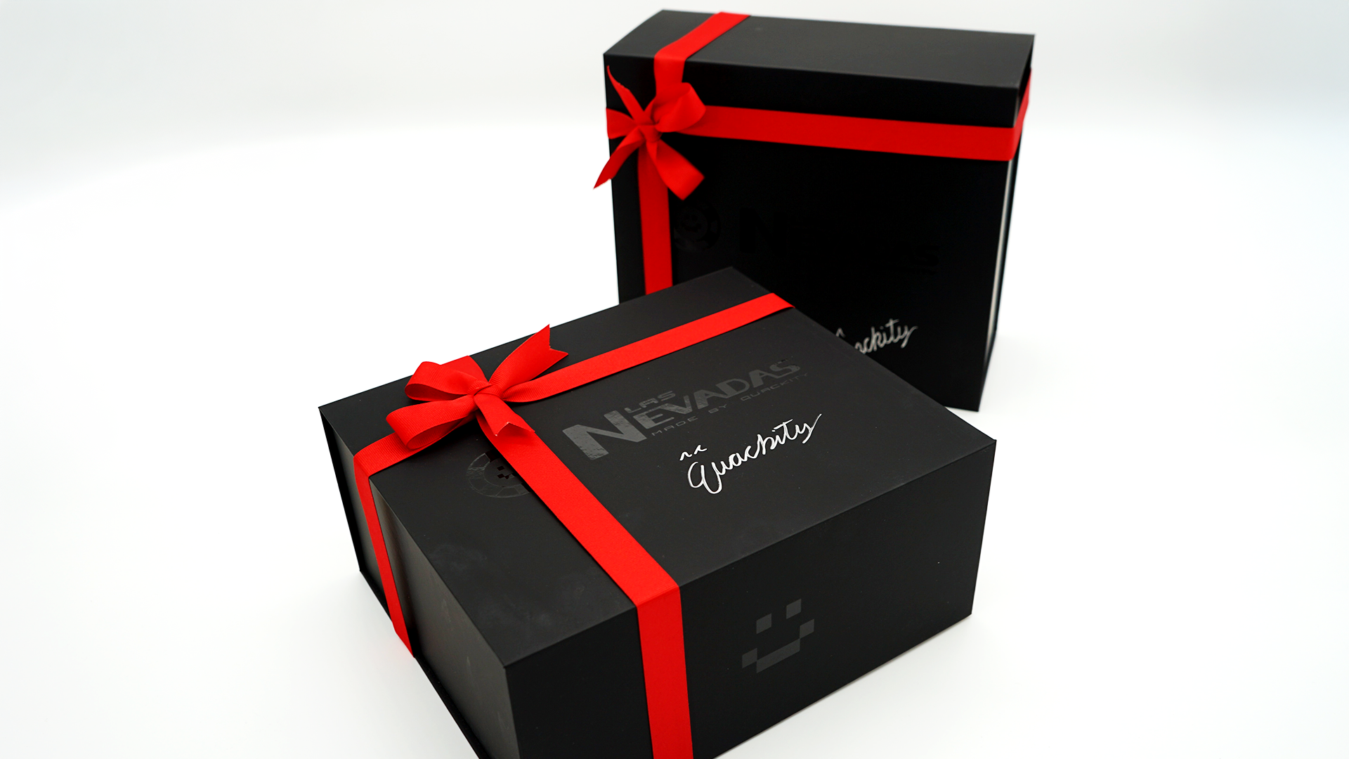 Quackity Signed Las Nevadas Box